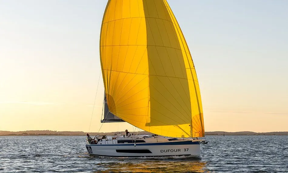 Solana Charter Boat