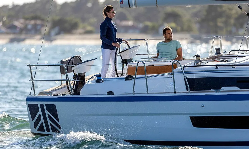 Rent a 11.28m 3 Cabin Sailing Yacht in Ribishi