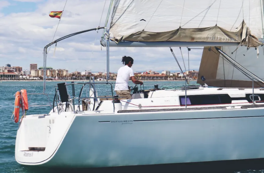 Чартер Albatros 2 - 5