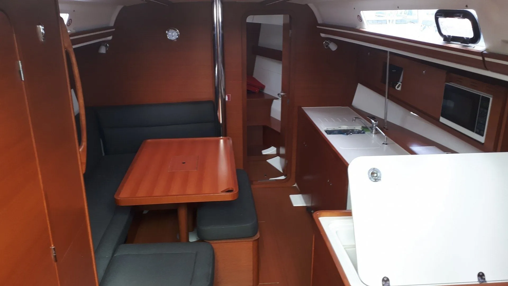 Charter a 10.9m 3 Cabin Sailing Yacht in Lorient