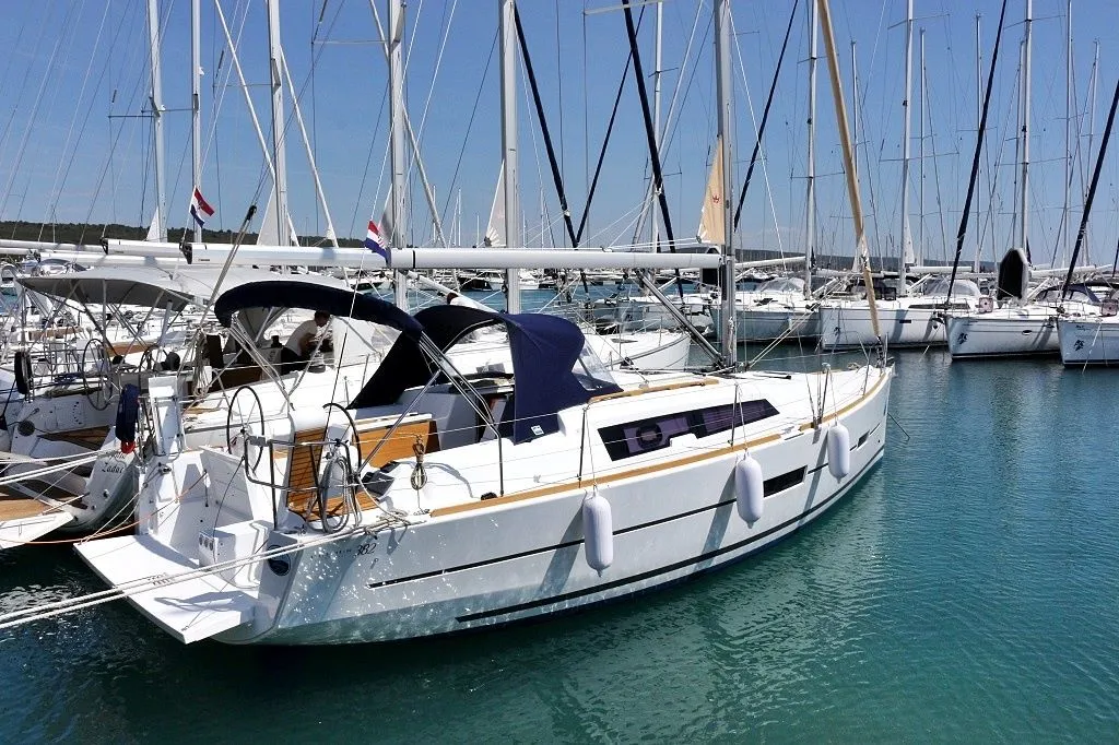 Louise Charter Boat - 1