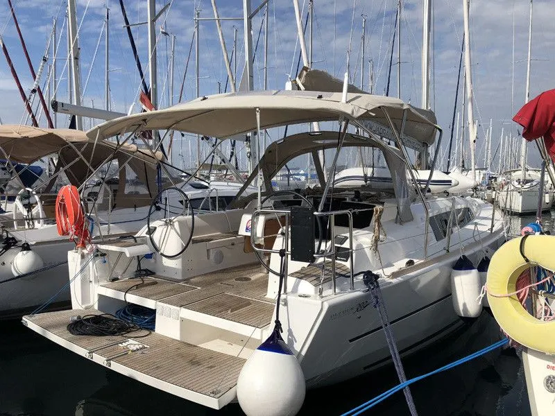 Rent a 11.25m Dufour 382 Sailing Yacht in Mali Losinj