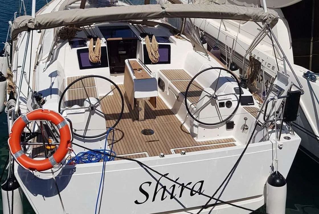 Shira Charterboot - 5