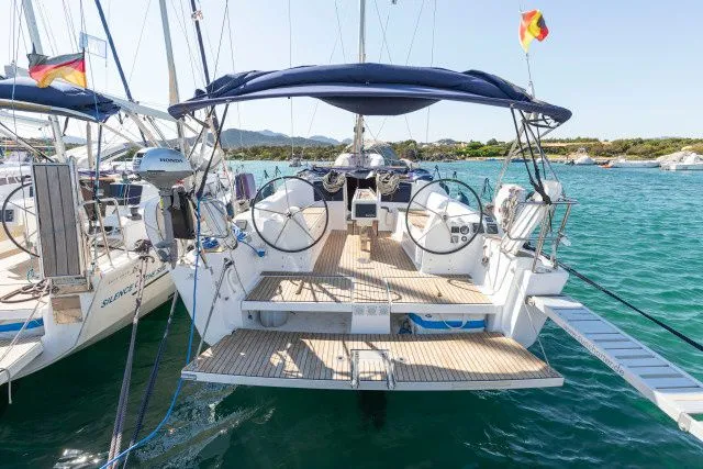 Rent a 11.25m 3 Cabin Sailing Yacht in Golfo Aranci
