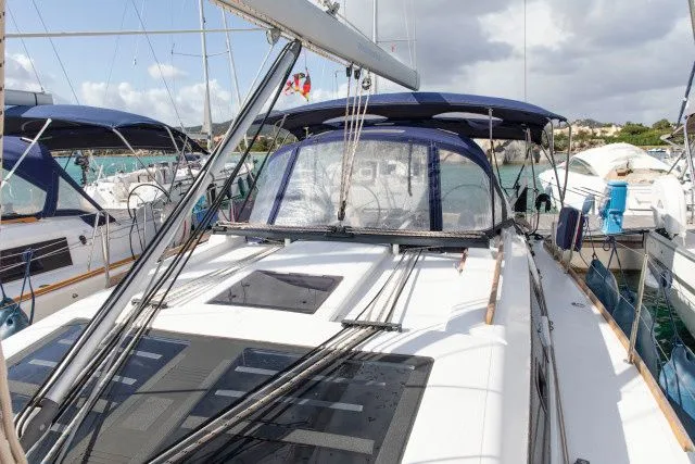 Rent a 11.25m 3 Cabin Sailing Yacht in Golfo Aranci