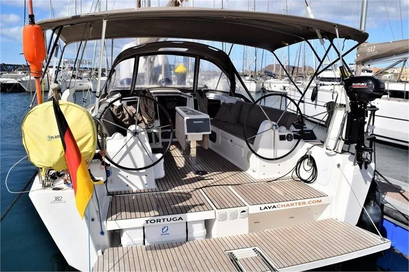 Tortuga Charter Boat