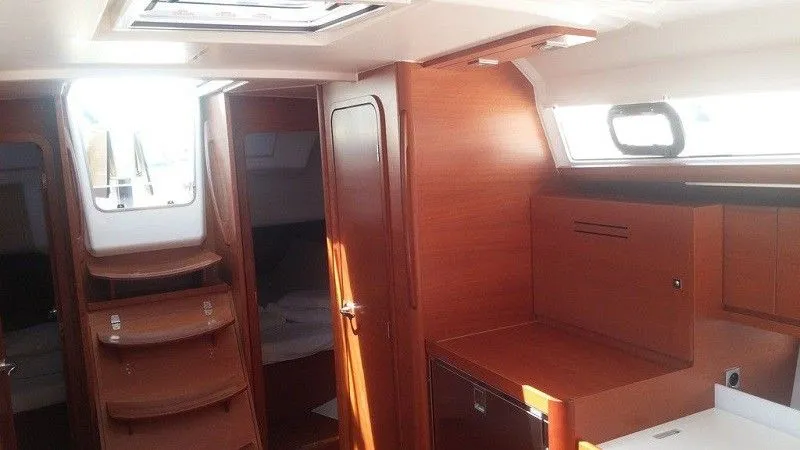11.23m Arrecife 3 Cabin Sailing Yacht Hire