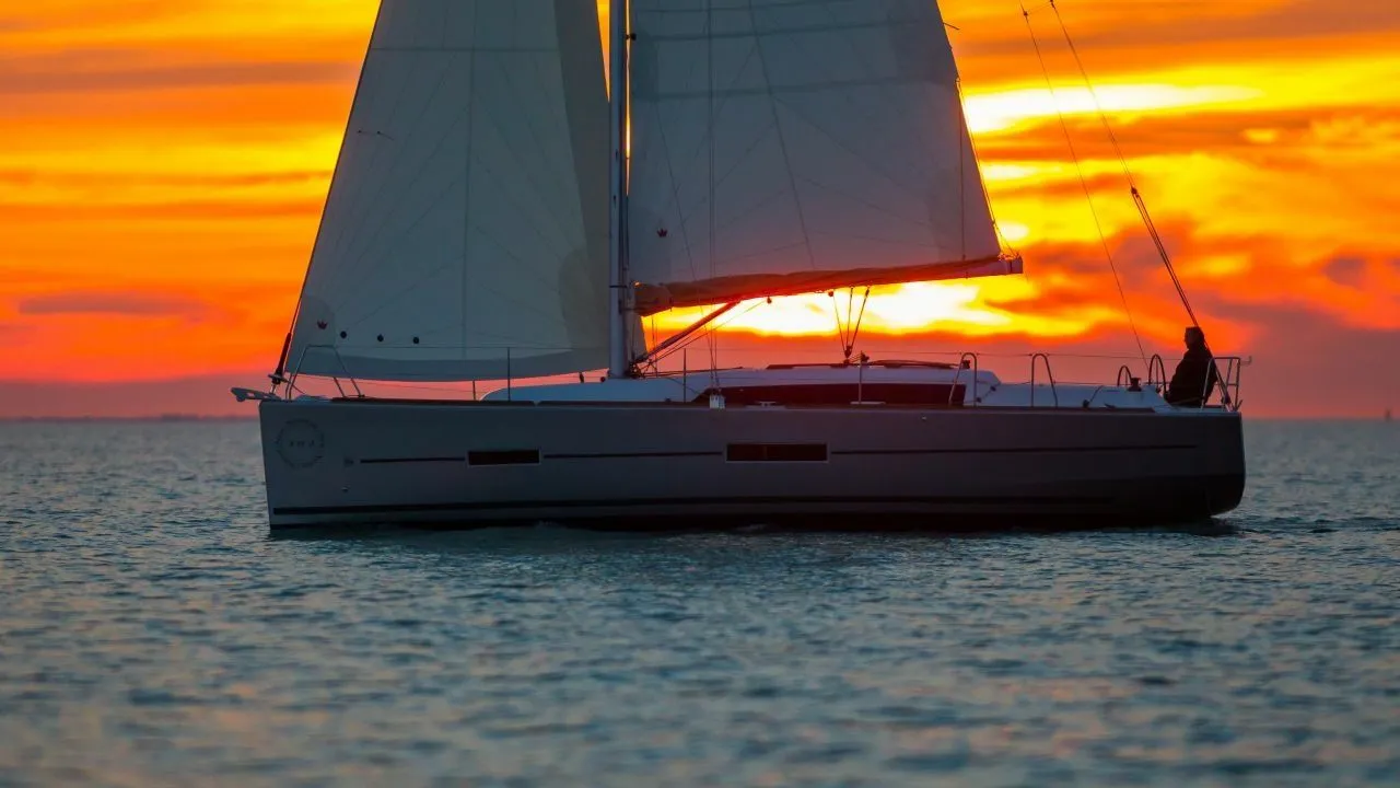 M Amour Mietboot