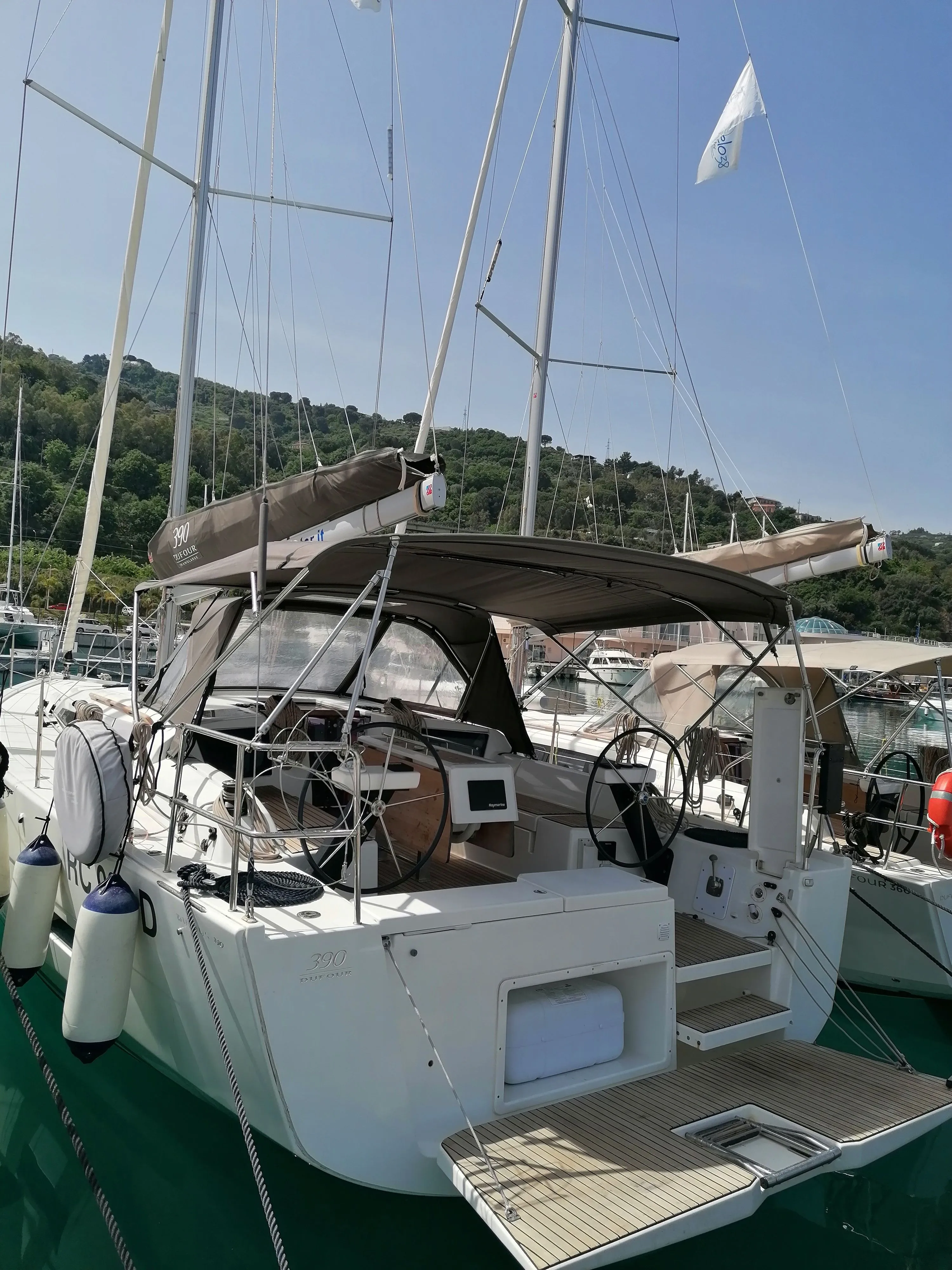 Capo d'Orlando Kiralık 3 Kabinli 11.93m Yelkenli Yat