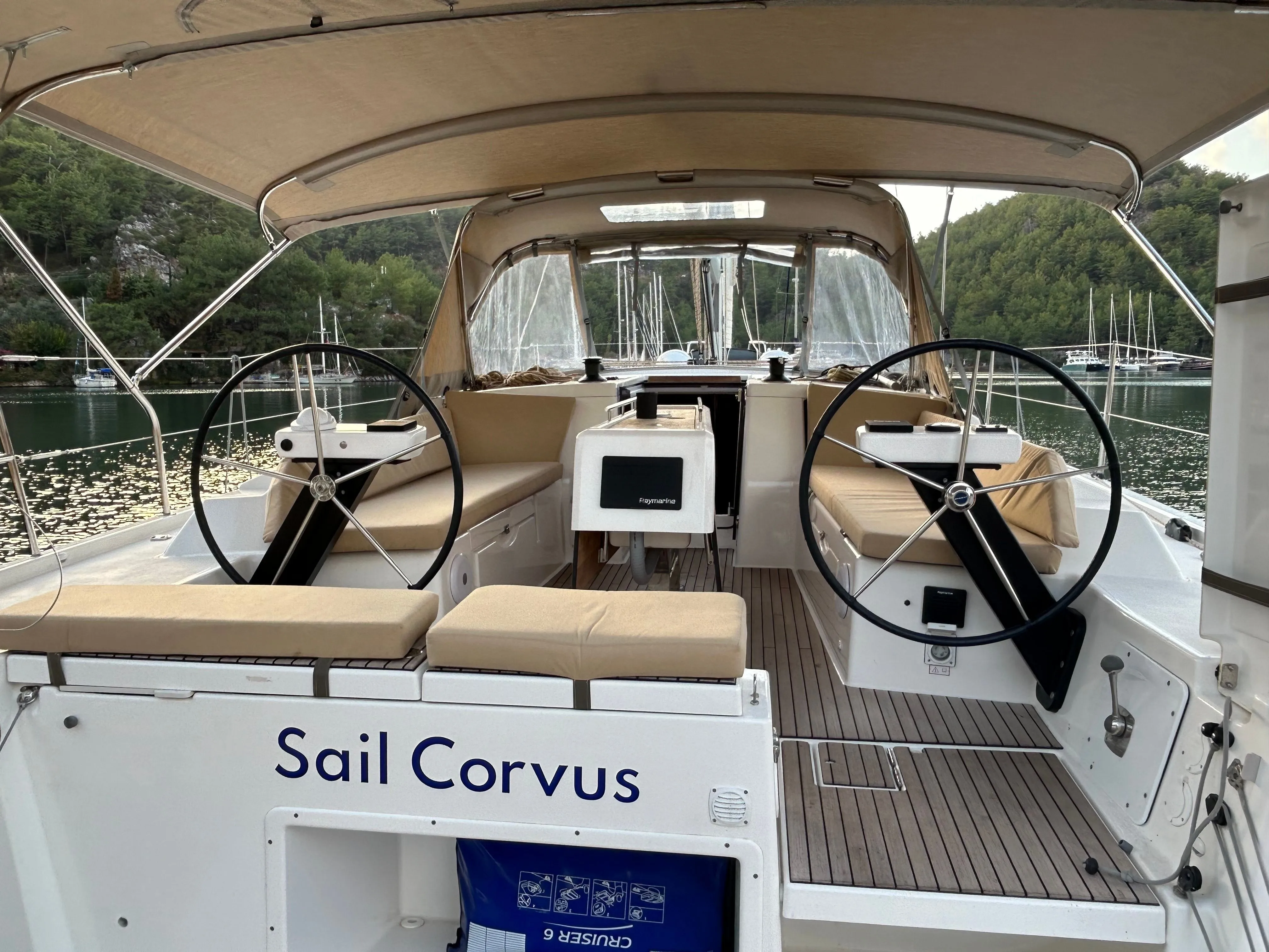 Sail Corvus Charterboot - 5