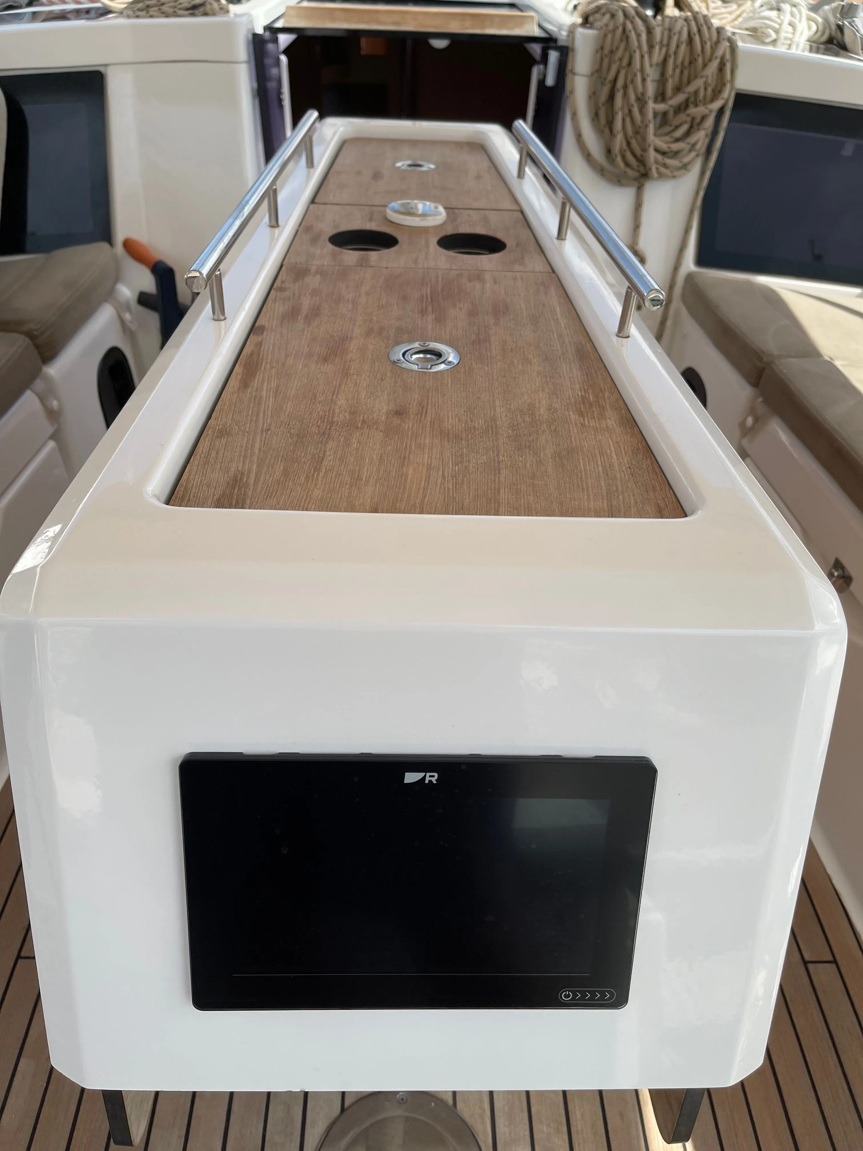 Swell Charterboot - 4