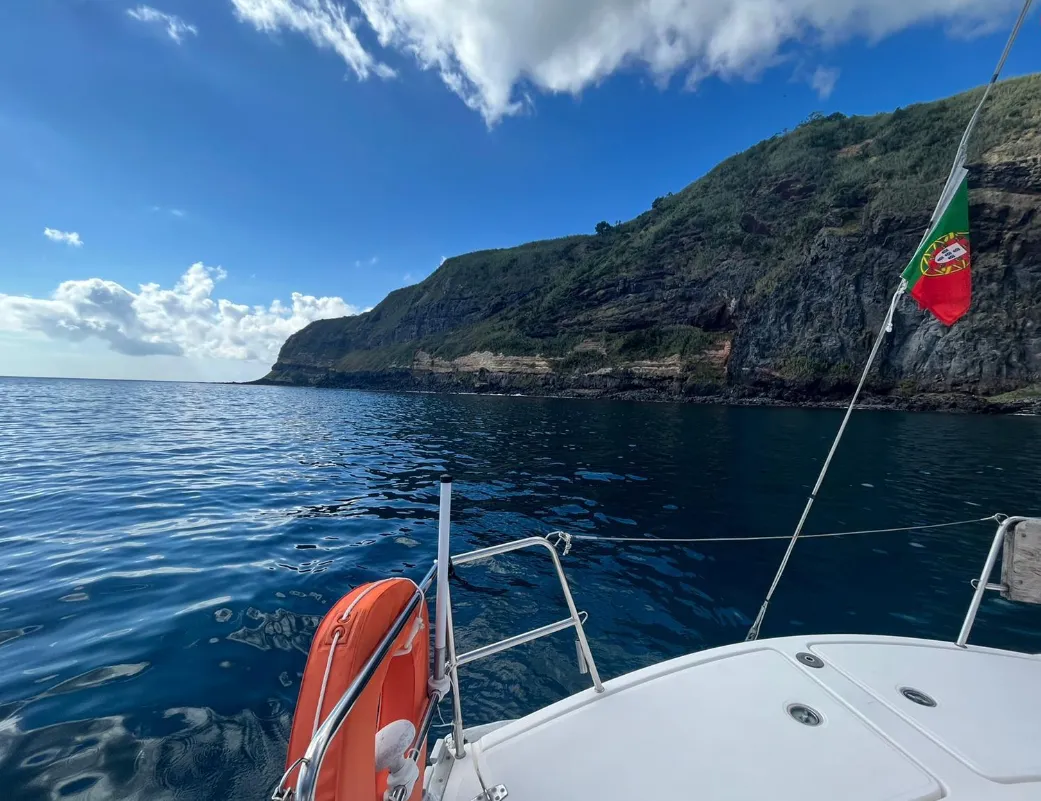 Rafale Charter Boat