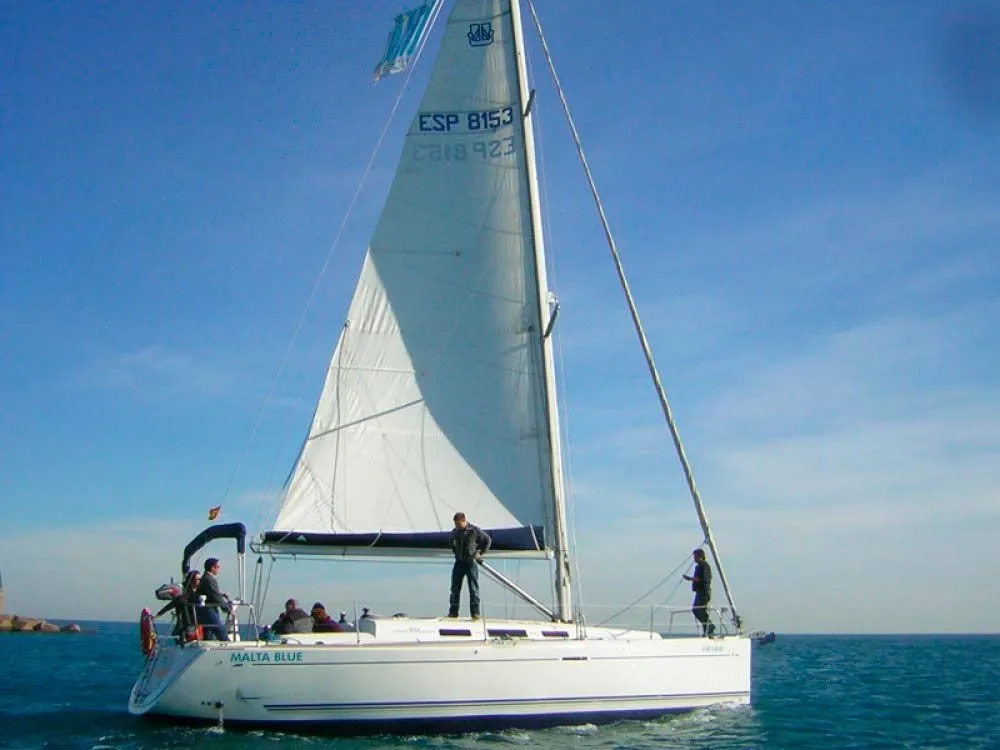 Explore Alicante on a 11.99m Rental Dufour 40