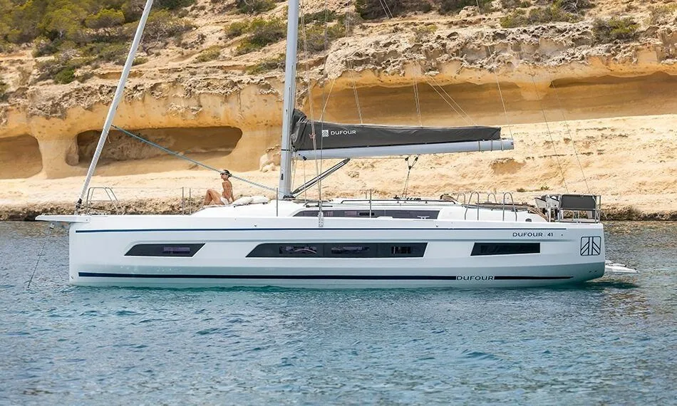 Rent a 12.7m Boat in Tribunj