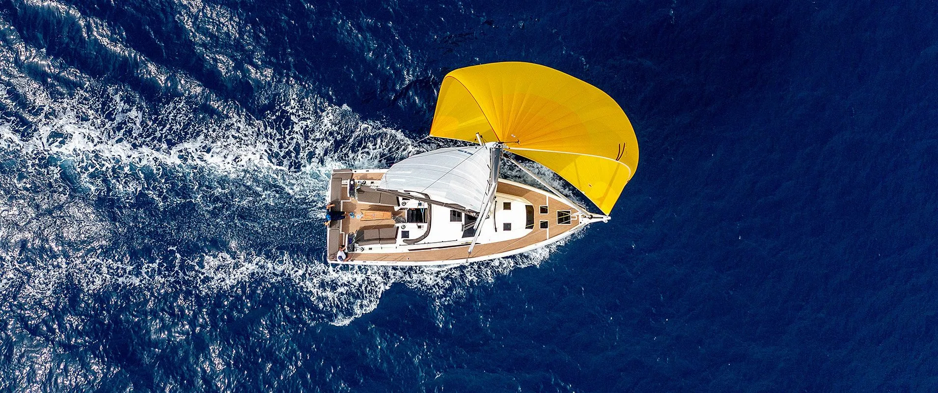 Nesoi Charter Boat - 5