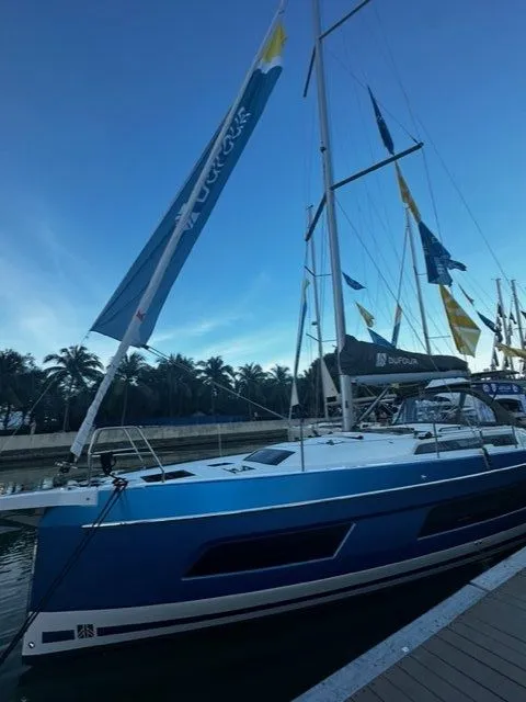 Чартер Whata Life - 3