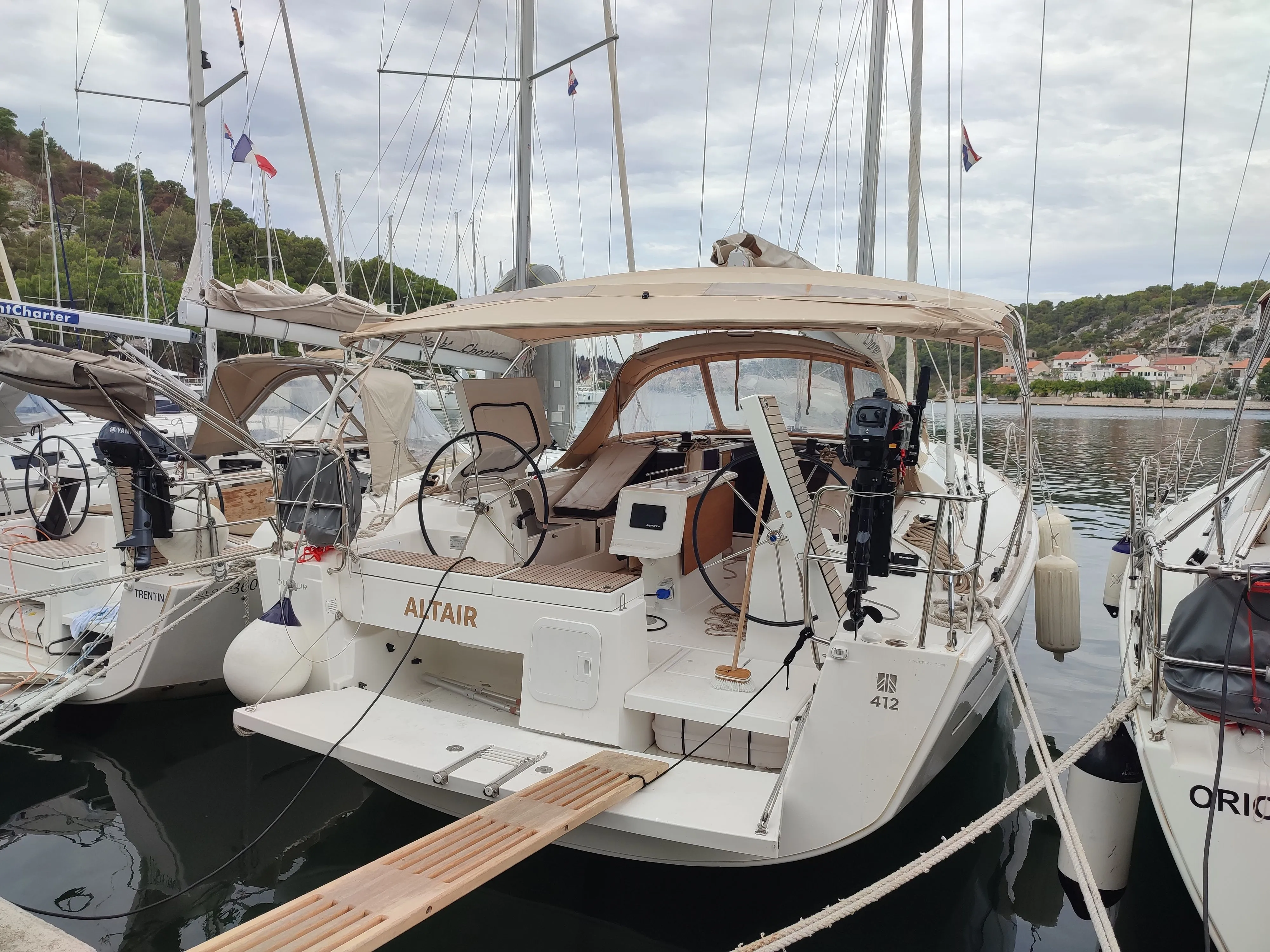 Charter a 12.7m Dufour 412 in Kotor