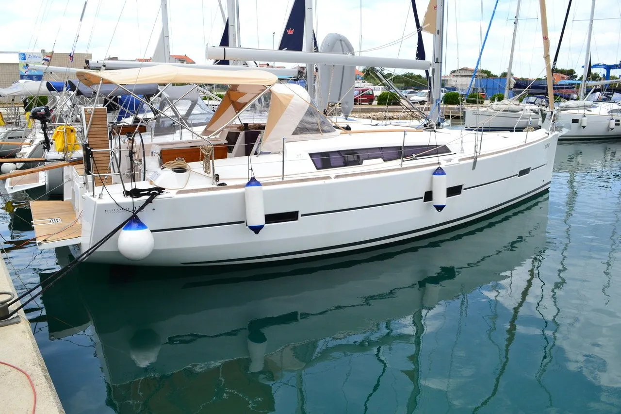 Cash Charter Boat - 4