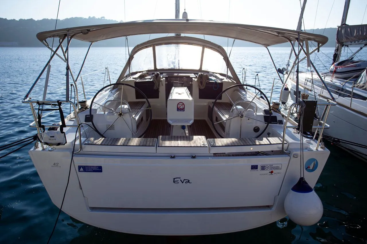 Rent a 12.7m Sailing Yacht in Mali Losinj