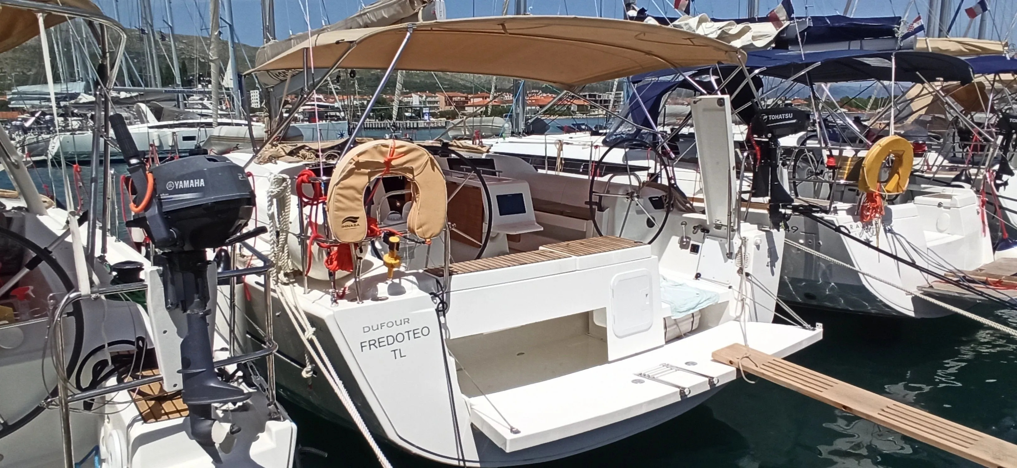 Fredoteo Charter Boat