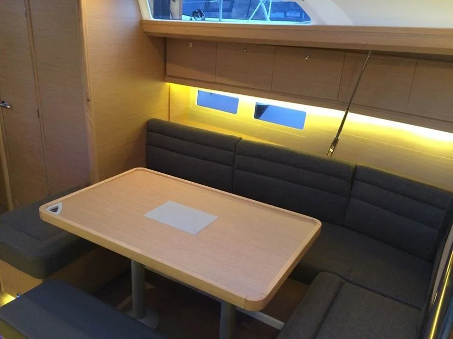 Iliana Charterboot - 5