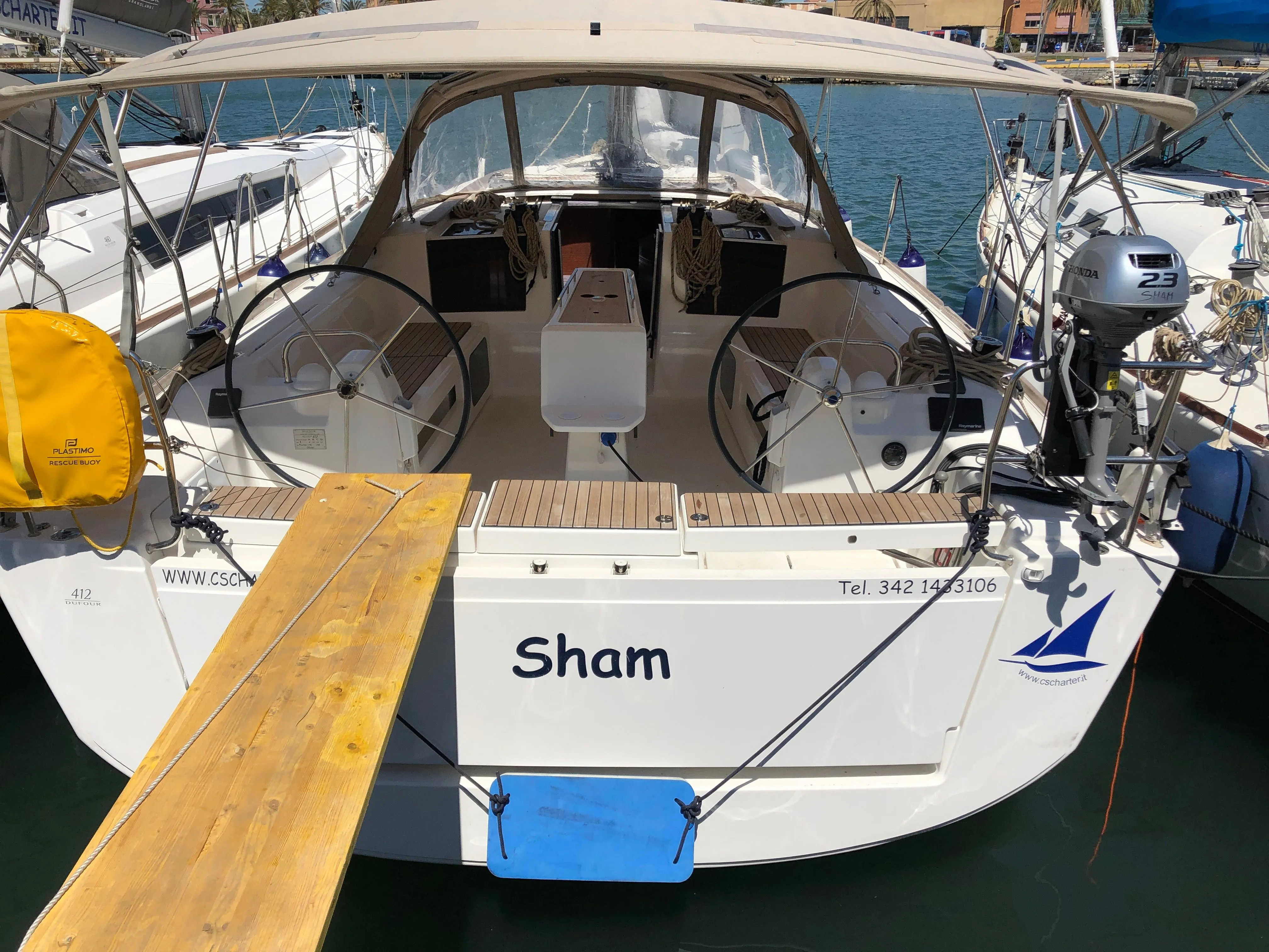Charter a 12.7m Dufour 412 Sailing Yacht in Cagliari