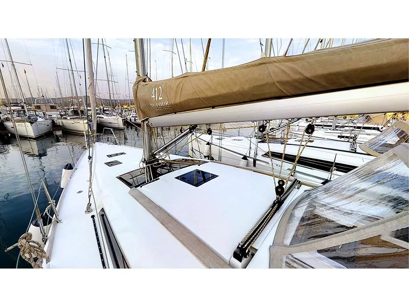 Tessa Charter Boat - 5