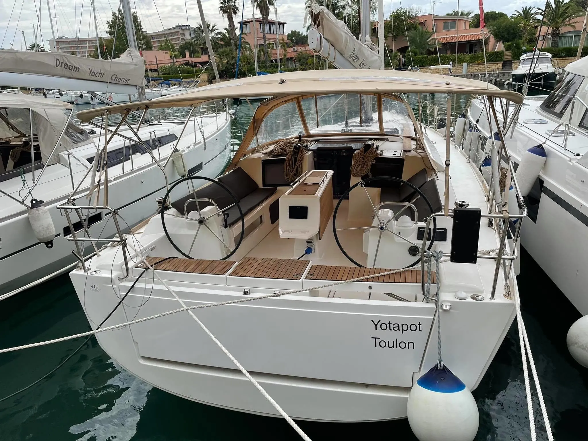 Explore Toulon on a 12.7m Rental Boat