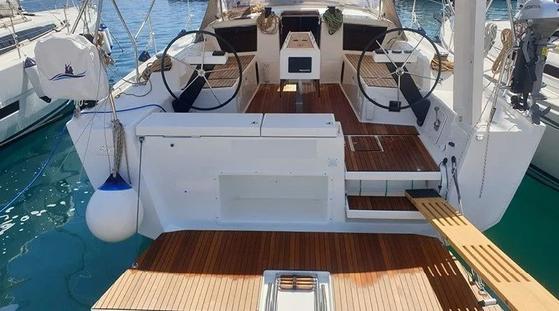 Amoroso Charterboot - 3