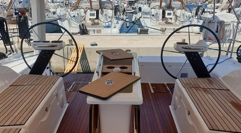 Amoroso Charterboot - 5