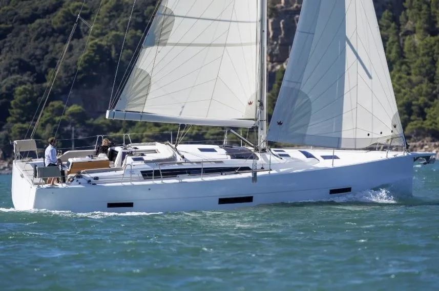 Rent a 13.24m Boat in Anse Marcel