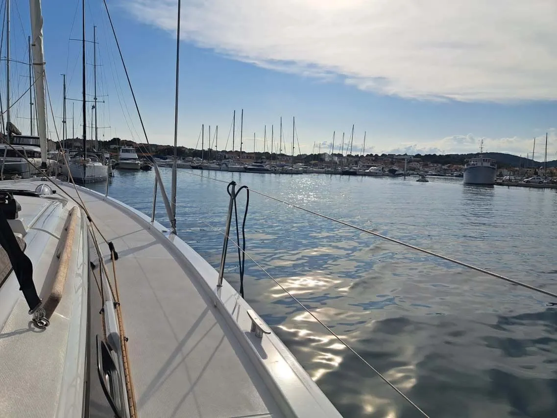 Ansomo Charter Boat - 4