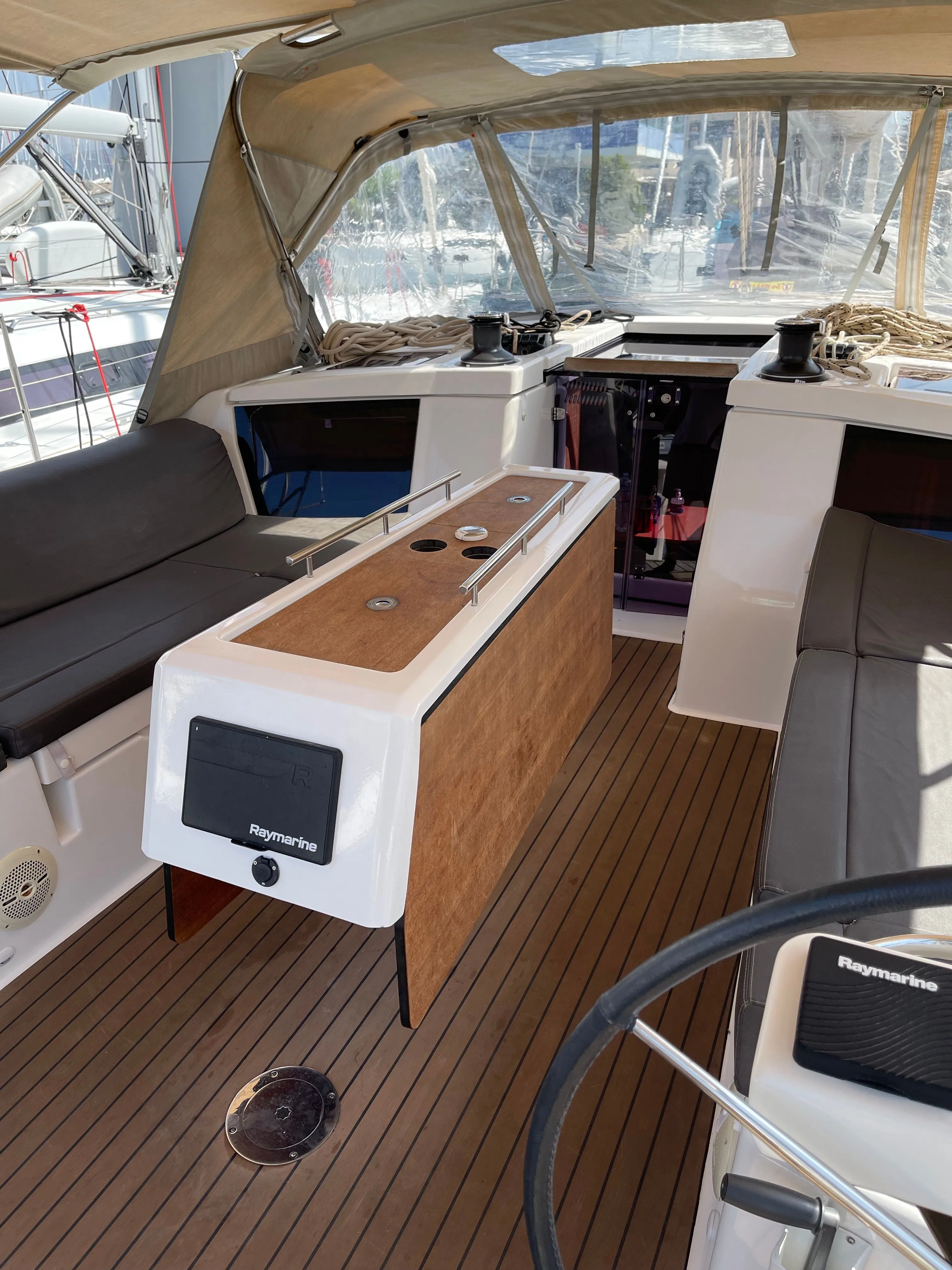 Чартер Helviro - 5