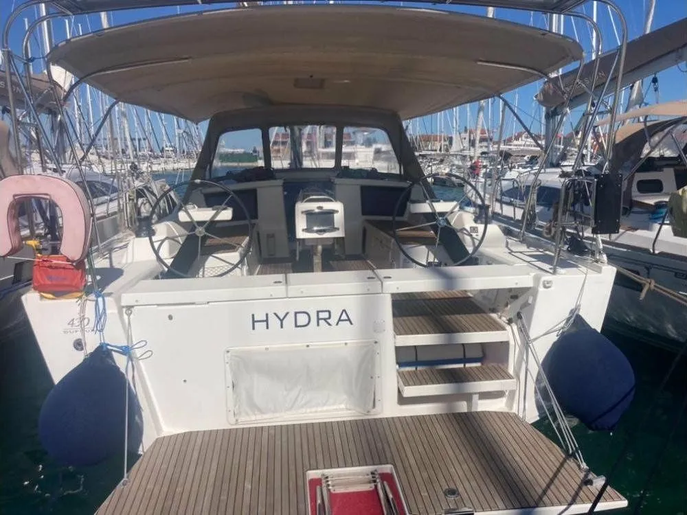 Hydra Kiralık Teknesi - 1