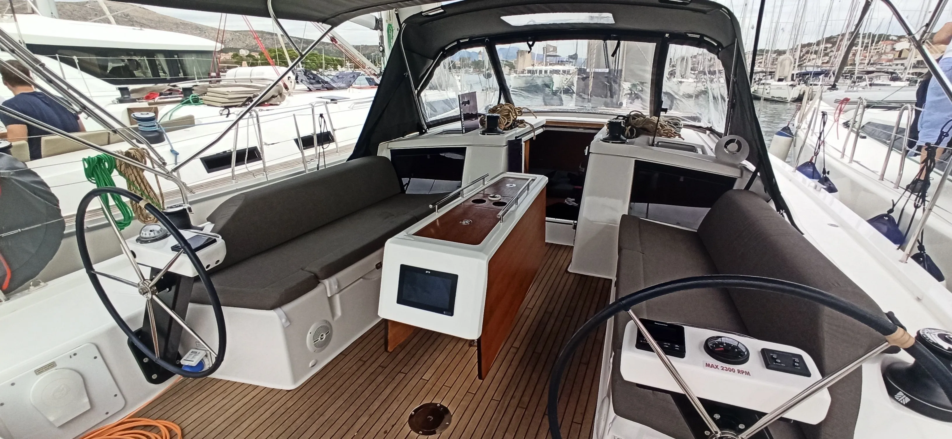 Lucia 1 Charterboot - 5