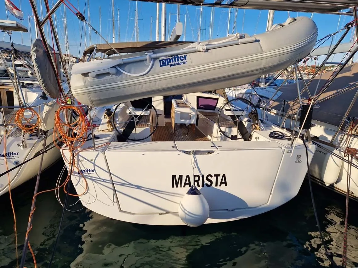 Explore Jezera on a 13.24m Rental Boat