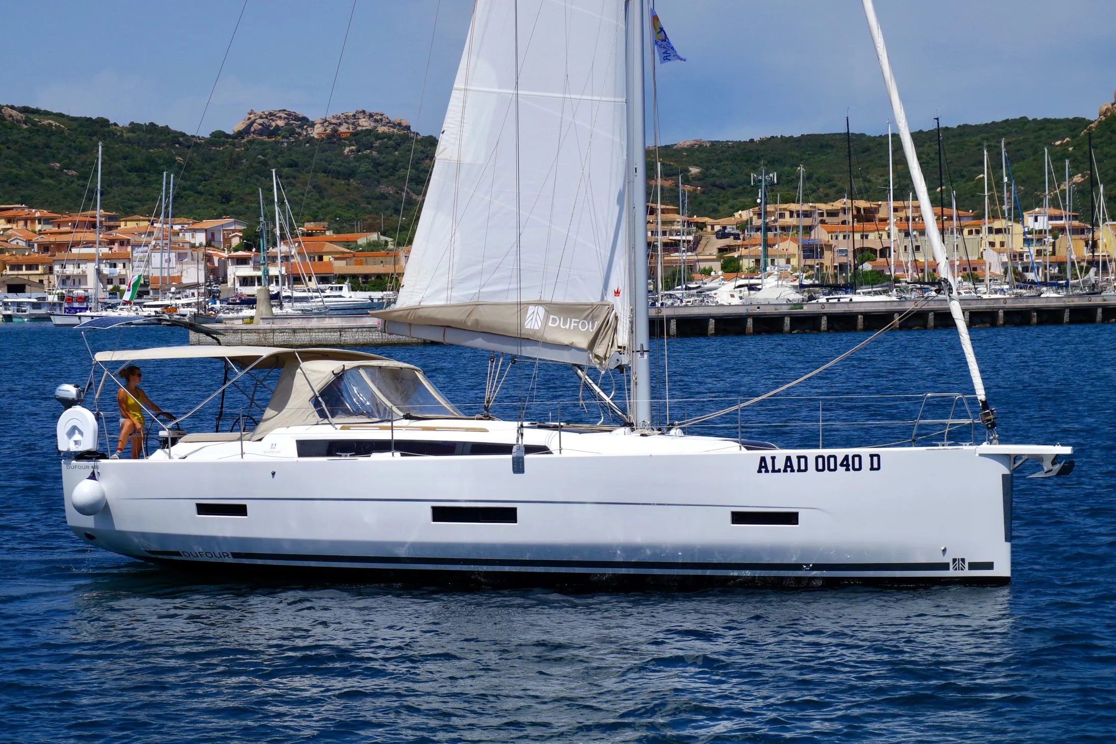 Noah Charter Boat