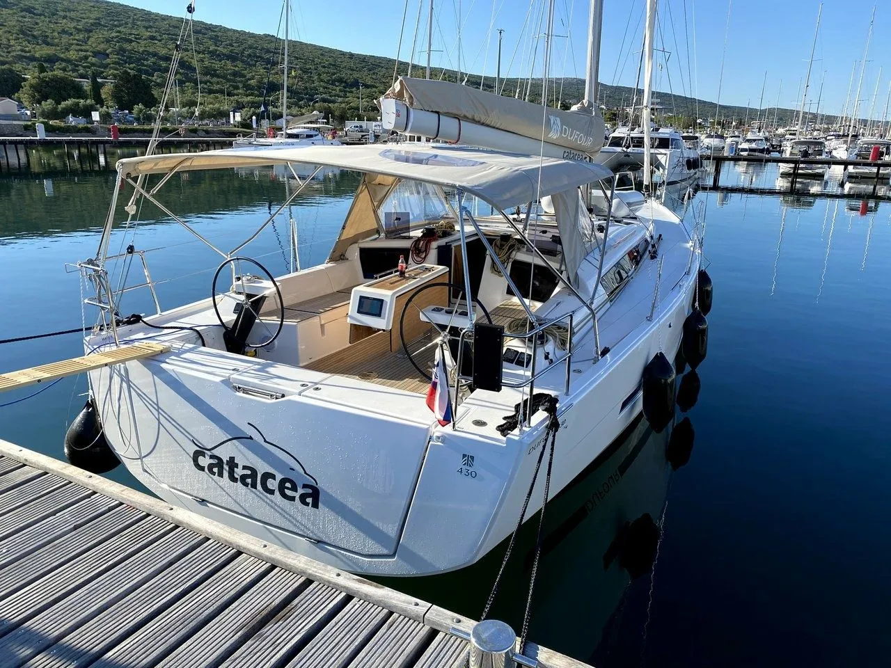 Charter a 13.24m Dufour 430 in Primošten