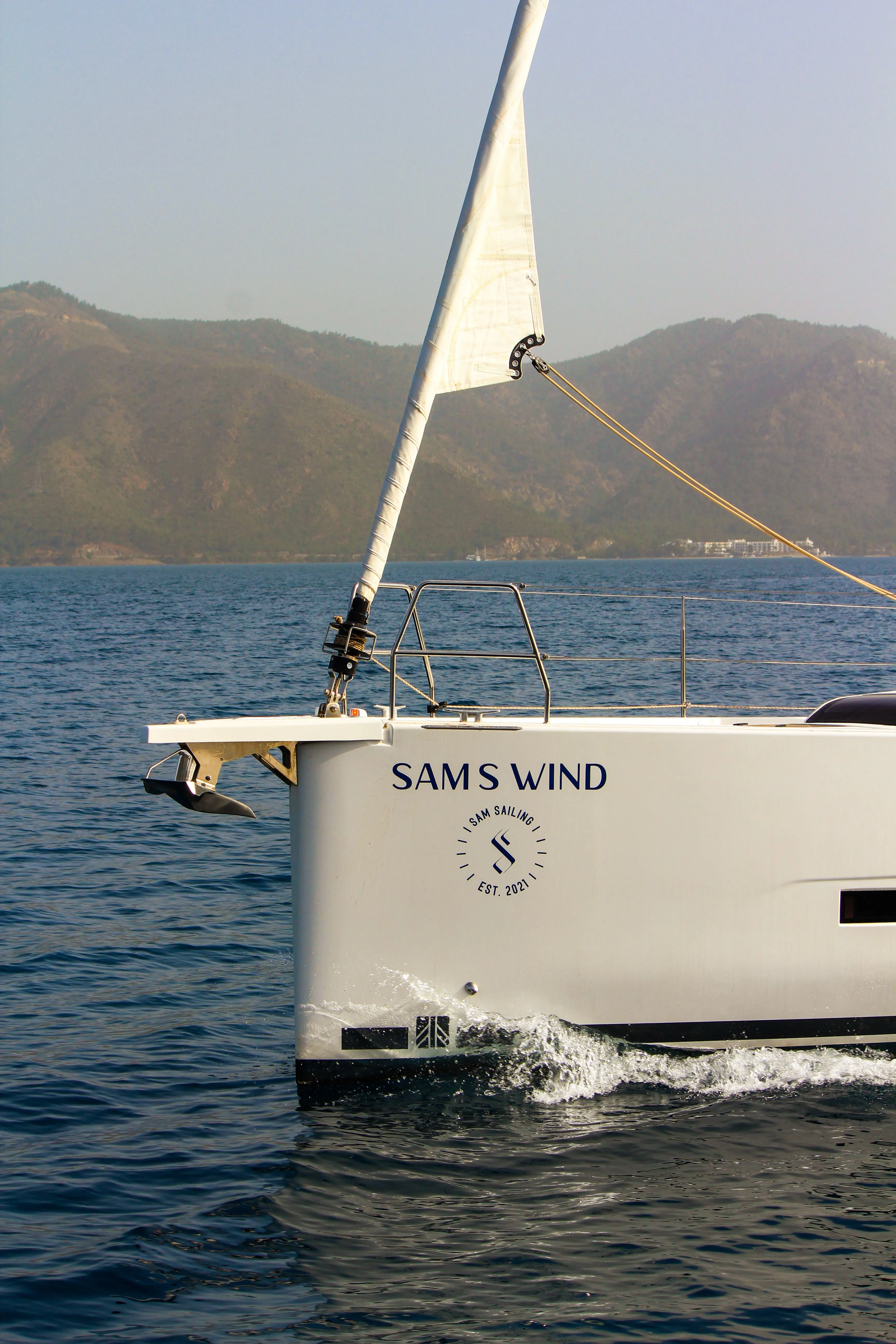 Charter a 13.24m Sailing Yacht in Orhaniye