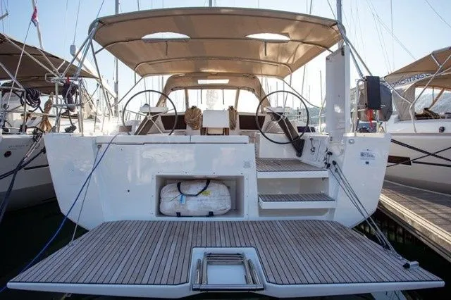 Charter a 13.24m Sailing Yacht Dufour 430 in Naples