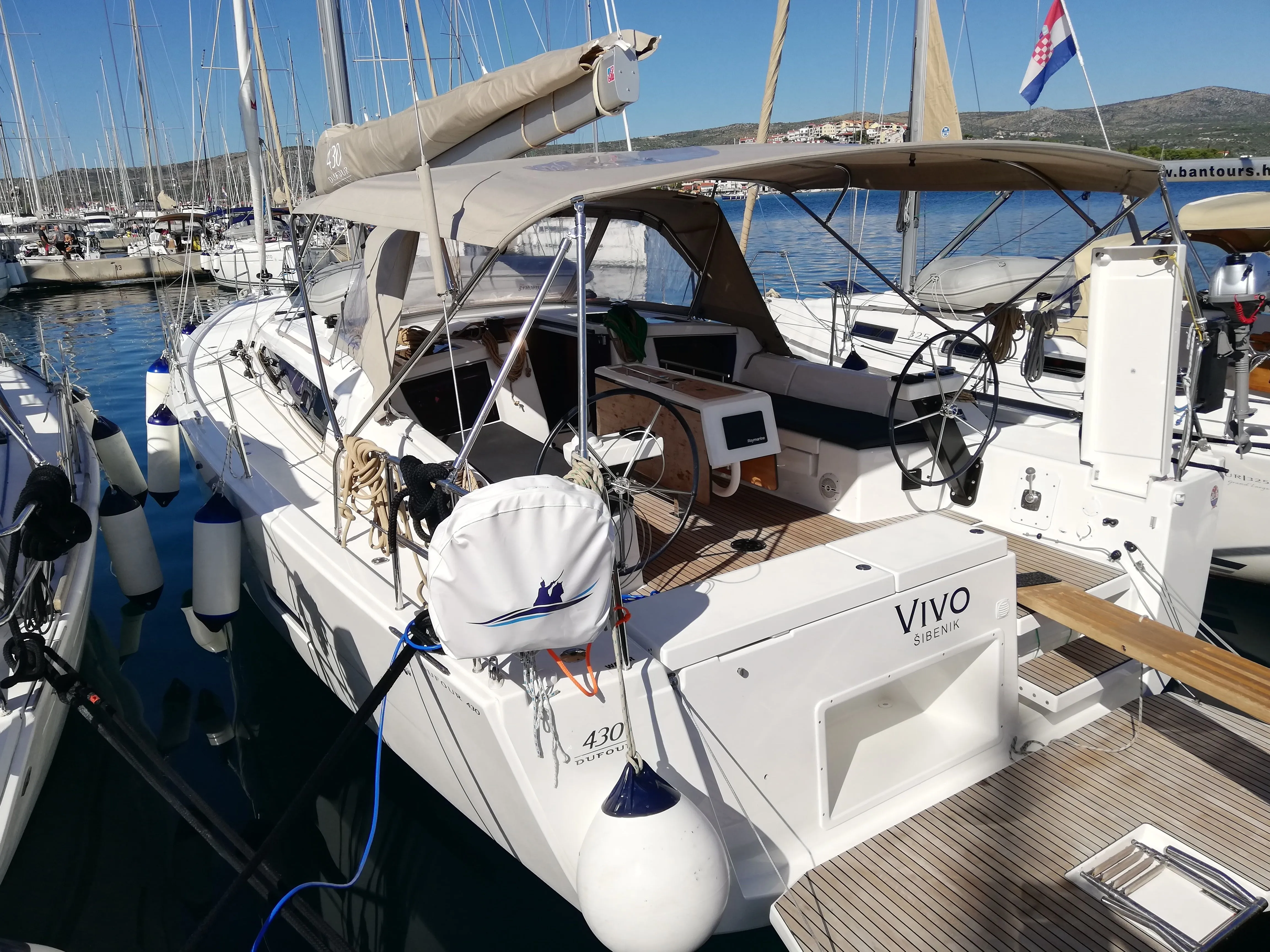 Vivo Charterboot - 3