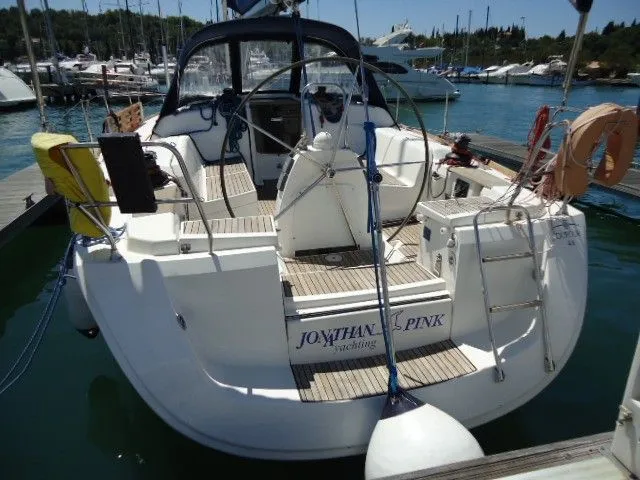 Jonathan Pink Charterboot - 3