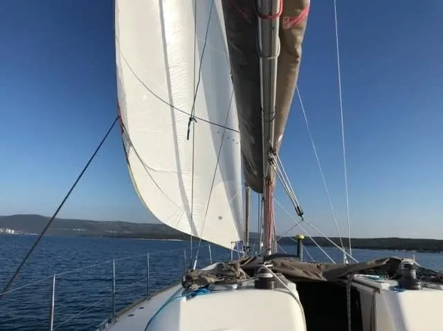 Victoria 1 Charter Boat