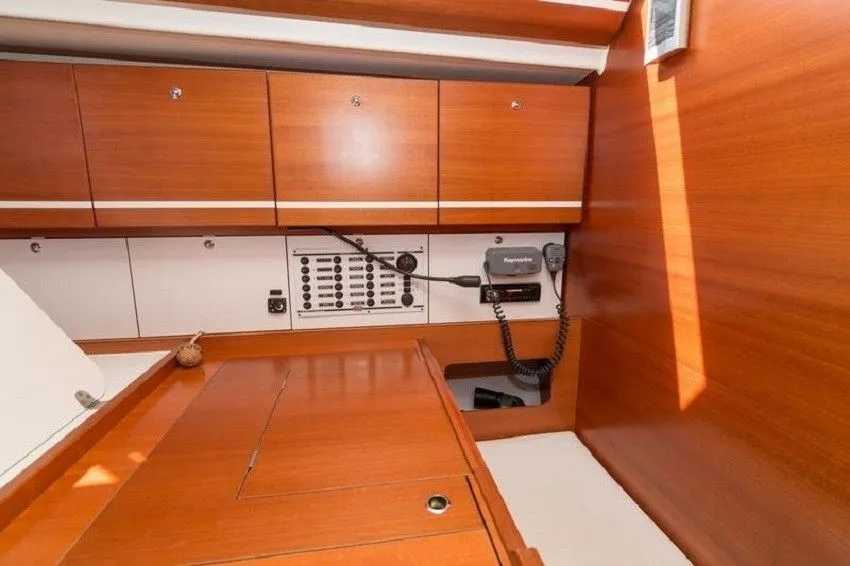 Furnari 13.5m Kiralık Dufour 445 Yelkenli Yat