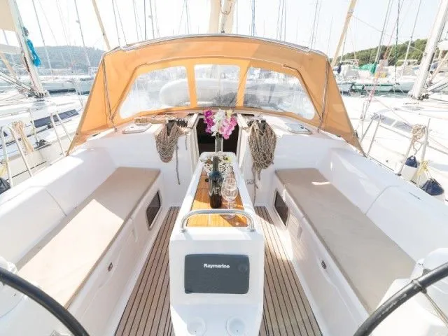 Comodo Charter Boat