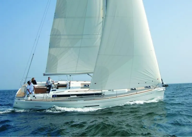 Explore Le Marin on a 13.5m Rental Sailing Yacht Dufour 450