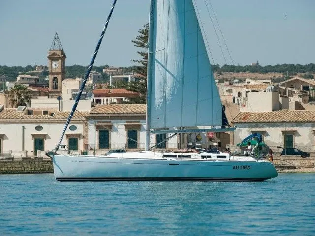 Charter a 13.76m Boat in Marina di Ragusa