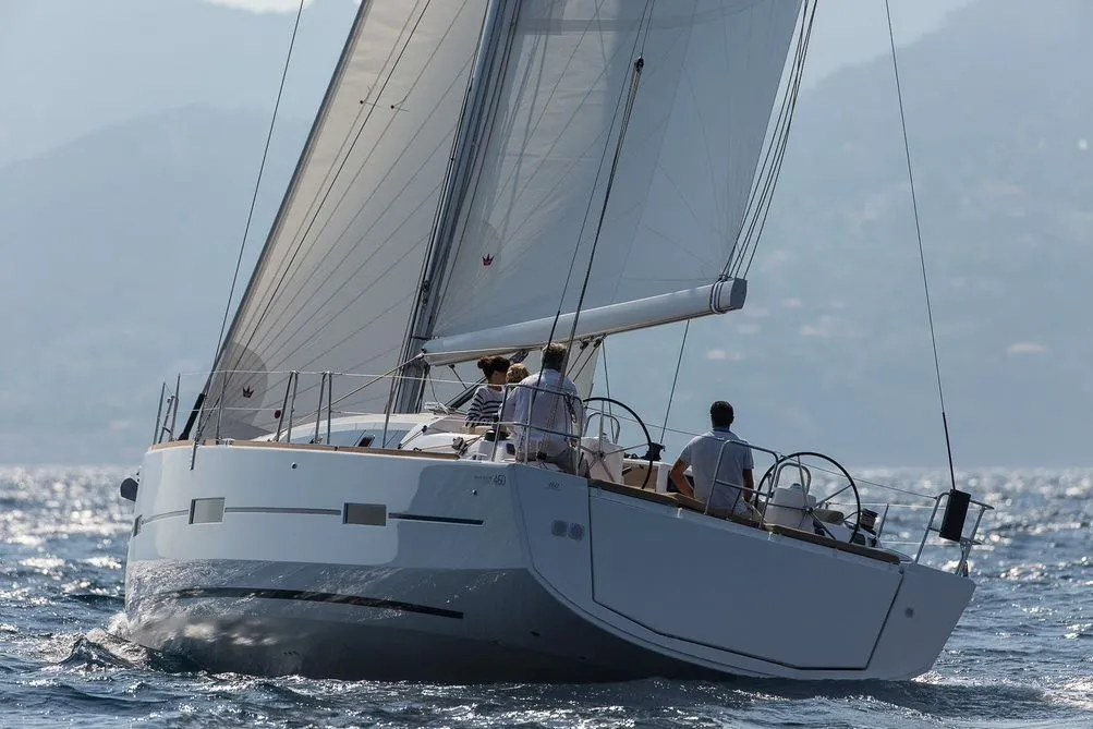 Aria Charter Boat - 4