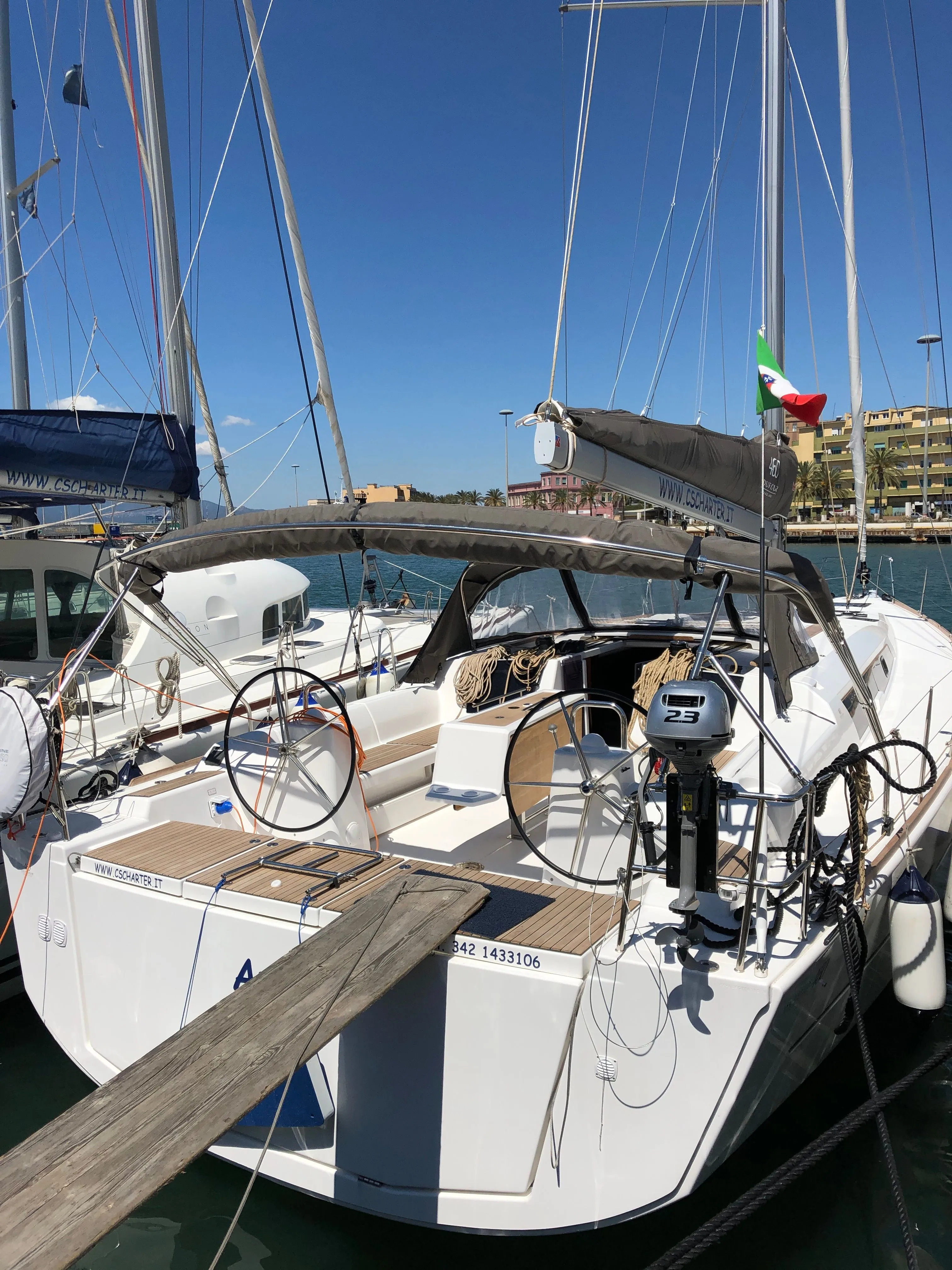 Avior Charterboot - 4