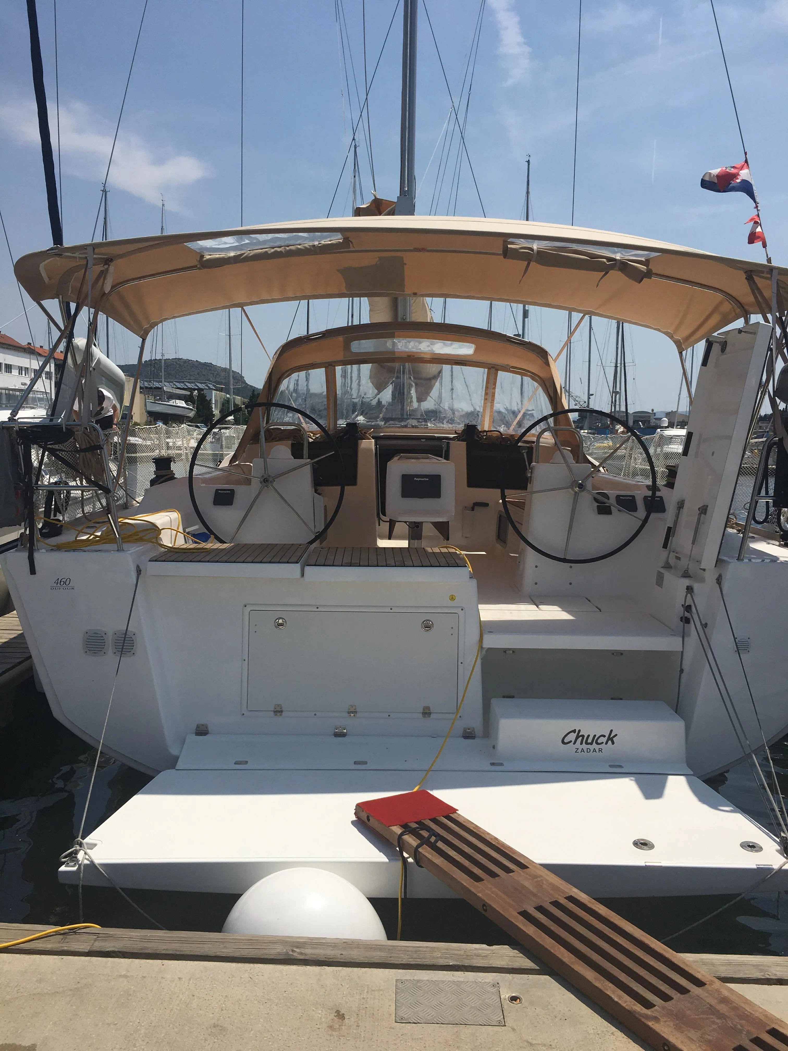 Chuck Charterboot - 4